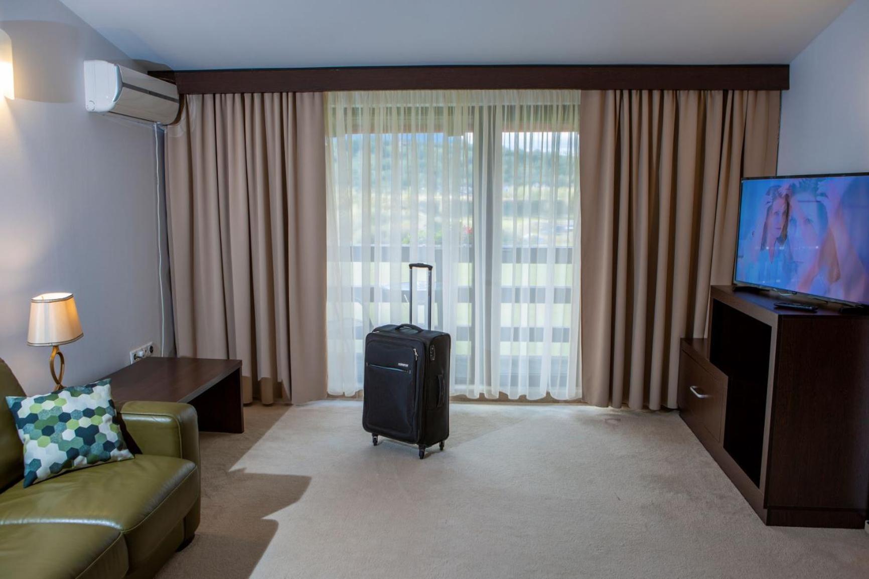 Hotel La Dolce Vita Zărneşti Zimmer foto